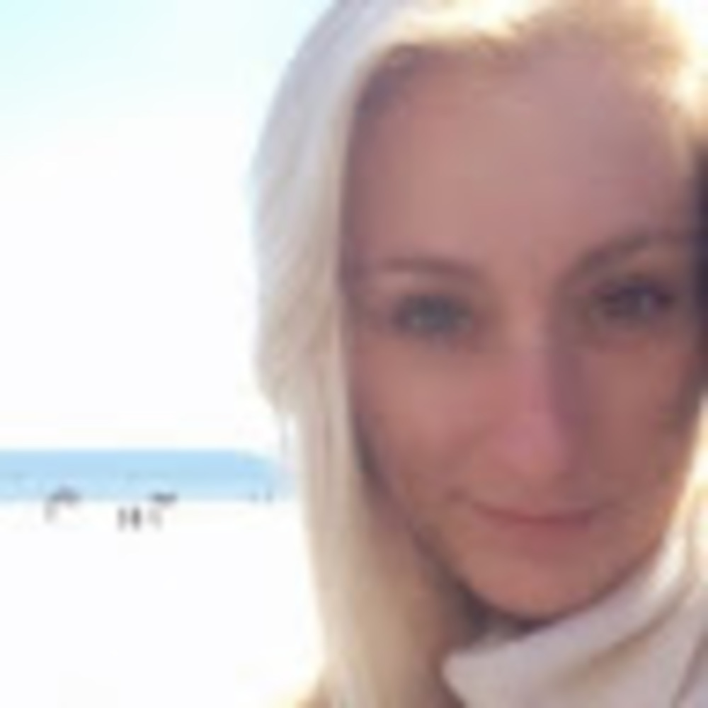 Meet your Posher, Alexia